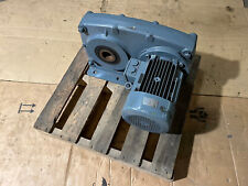 Bockwoldt Getriebemotor Flachgetriebemotor CB SF1550-112M4D, 4kW, 30 U/min