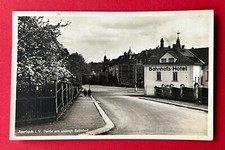 Foto AK AUERBACH im Vogtland 1950 Partie am unteren Bahnhof mit Hotel  ( 148540