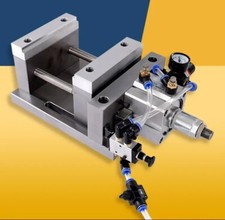 Pneumatischer Schraubstock