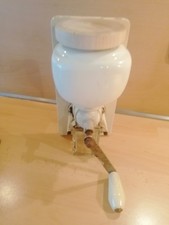 Schöne Alte antike Wand Kaffeemühle