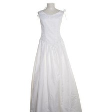 Valerie, Hochzeitskleid