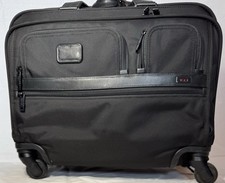 Tumi alpha deluxe 4weehls - 2.,