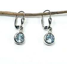 Kleine Ohrringe / Ohrhänger aus Silber 925 mit echtem blauen Topas / Handarbeit