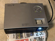 Beamer Toshiba TDP - T 95 / wenig Lampenlaufzeit 519 Std