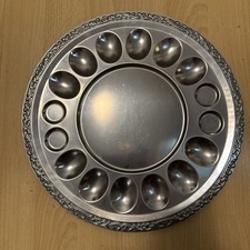 Serviert Tablett Rund Für Eier, Zwölf Eier, Silber Edelstahldurchmesser 33 Cm