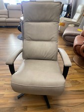 Hukla CA62 CA19032 Fernsehsessel 4 Motoren AKKU Aufsteh Herz Waage Vorrätig