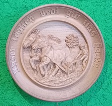 Wandteller, Bauer mit Pflug