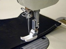 Neu Teflon Fuß auch für Nähmaschine mit NADELTRANSPORT T350