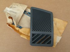 Opel Kadett E Lautsprecherabdeckung Lüftungsdüse rechts dunkel grau 90205870