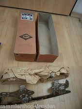 18044 antike Schlittschuhe