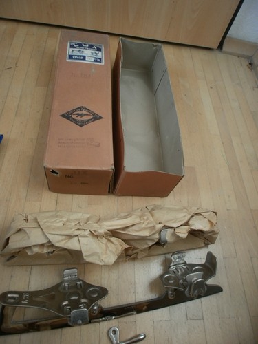 18044 antike schlittschuhe - 18044,