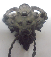 2 Antike Beschläge Bronze Köpfe  Ungereinigter Fundzustand