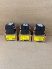 Menge 3 Teile Square D