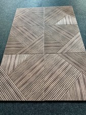 Wand und Deckenverkleidung