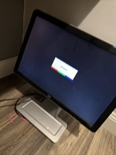 HP w2207 22” LCD Rotating