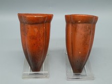 Paar braune wandvasen nr - 1,