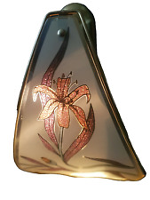 Tiffany Wandlampe / Lampe / Spot / Glas handbemalt mit Lilie, Messing