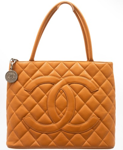Chanel medallion tote caviar - medallion,