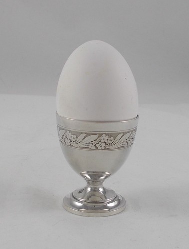 Rar eleganter eierbecher - *rar*,