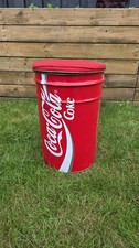 Coca-Cola Coke Sitz-Tonne Dose Sitz mit Stauraum, 80er Jahre (Maße 45x x 31 cm)