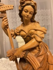 Ahornholz  Holzgeschnitzte