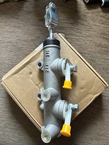 Brake master cylinder fit - brake,