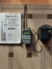 Yaesu VX-7R 