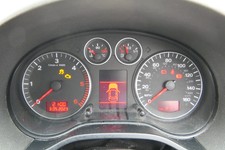 Audi A3 8P Tacho Tachometer