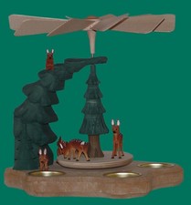 Wandpyramide bunt Rehe