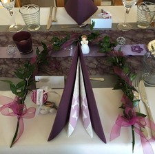 Komplette Tischdeko in lila