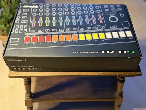 Roland aira rhythm - aira,