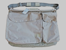 Fila Anzugtasche Kleidertasche Kleidersack mit 3 Bügeln unbenutzt armeegrün