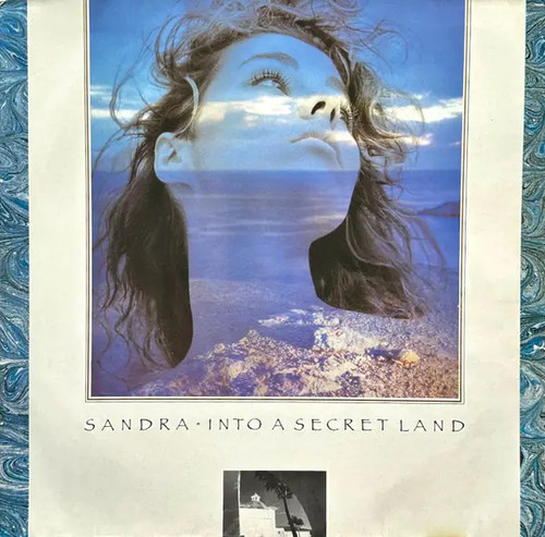 Sandra into secret land near - sandra,