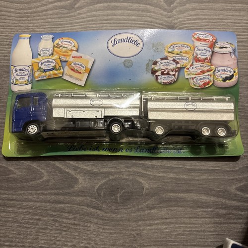 Landliebe werbetruck einem - in,