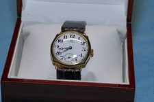 Goldene Omega Herrenuhr