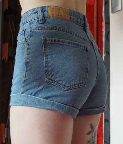 Bershka sexy trend highwaist - bershka,
