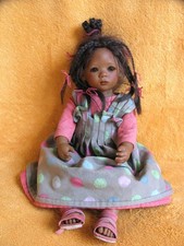 KÜNSTLERPUPPE KLEINE LELETI  von ANNETTE HIMSTEDT CLUBPUPPE 2008