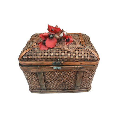 Vintage weidenkorb schatztruhe - vintage,
