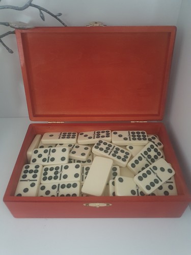 Domino doppel - -,