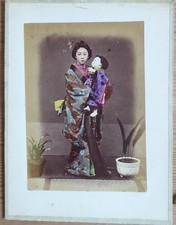 Geisha mit Puppe Bild 13,8 x