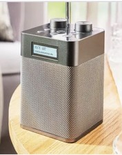 Tragbares DAB-Radio Vertikal -
