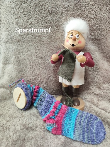 Selbstgestrickter sparstrumpf - selbstgestrickter,