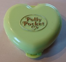 Polly Pocket Pferdehof mit 2