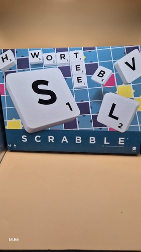 Scrabble das - –,