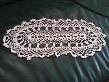 Vintage Häkeldeckchen - Oval - 43 cm - Handarbeit 
