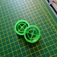 Ein Paar Actor RC Bait Boat