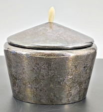 Nr.J37 schöne große Dose