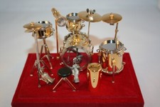 Puppenstube Miniatur - Schlagzeug  12x10cm  Gold Körper mit Silber-Rand