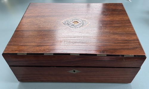 Holzschatulle schmuck uhren - schmuck,