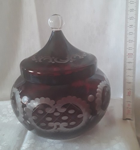 Dekorative rubin rot kristall - rubin,
